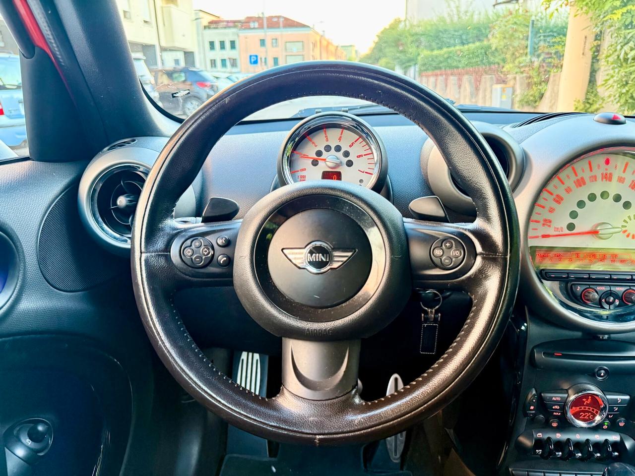 MINI Cooper SD Countryman 2.0 143cv auto ADATTA ANCHE A NEO PATENTATI