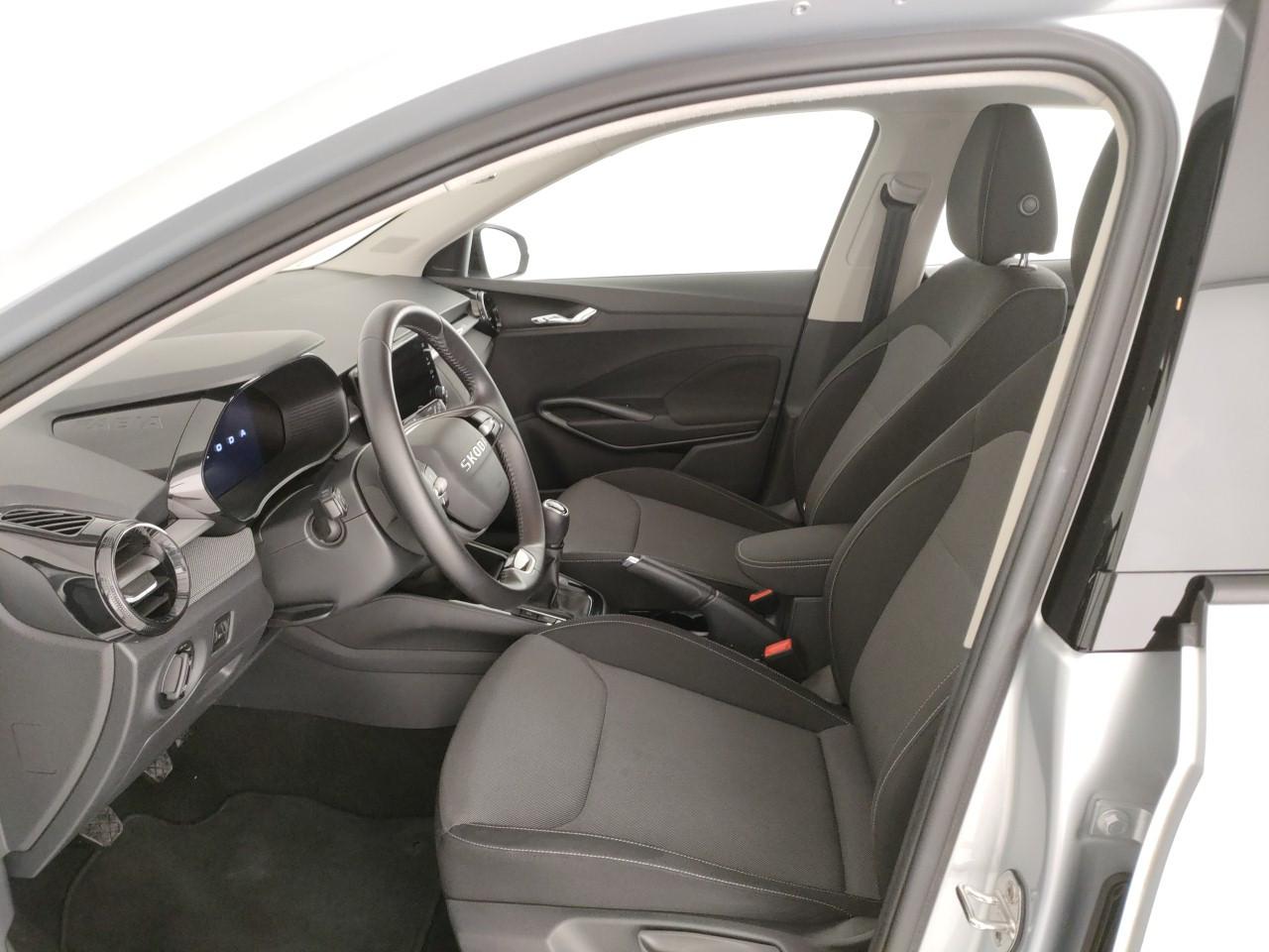 SKODA Fabia IV 2022 - Fabia 1.0 mpi Young Edition 80cv