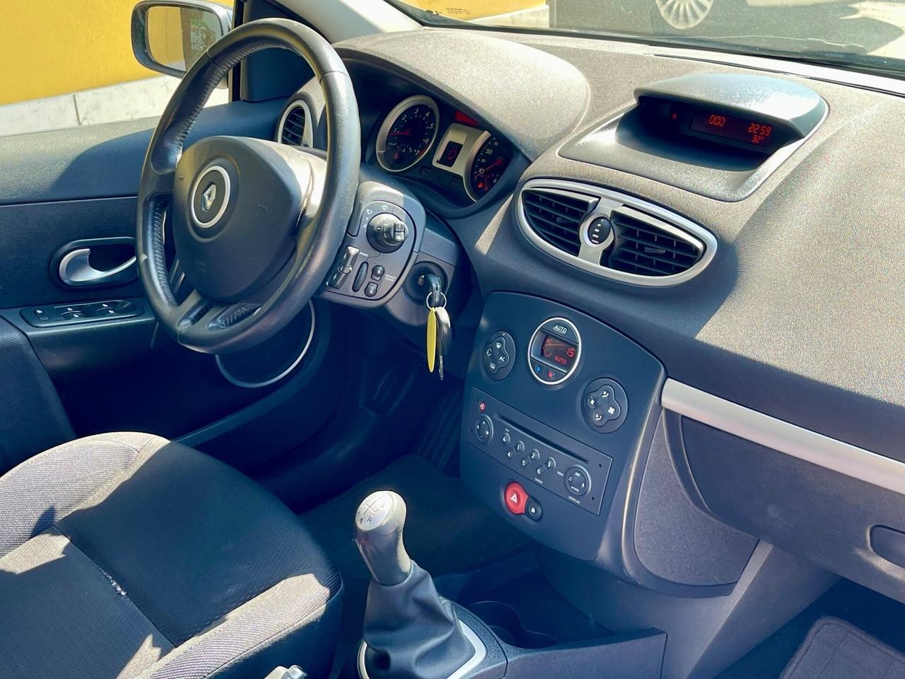 Renault Clio 1.4 72kw Luxe OK NEOPATENTATI UNIPROP