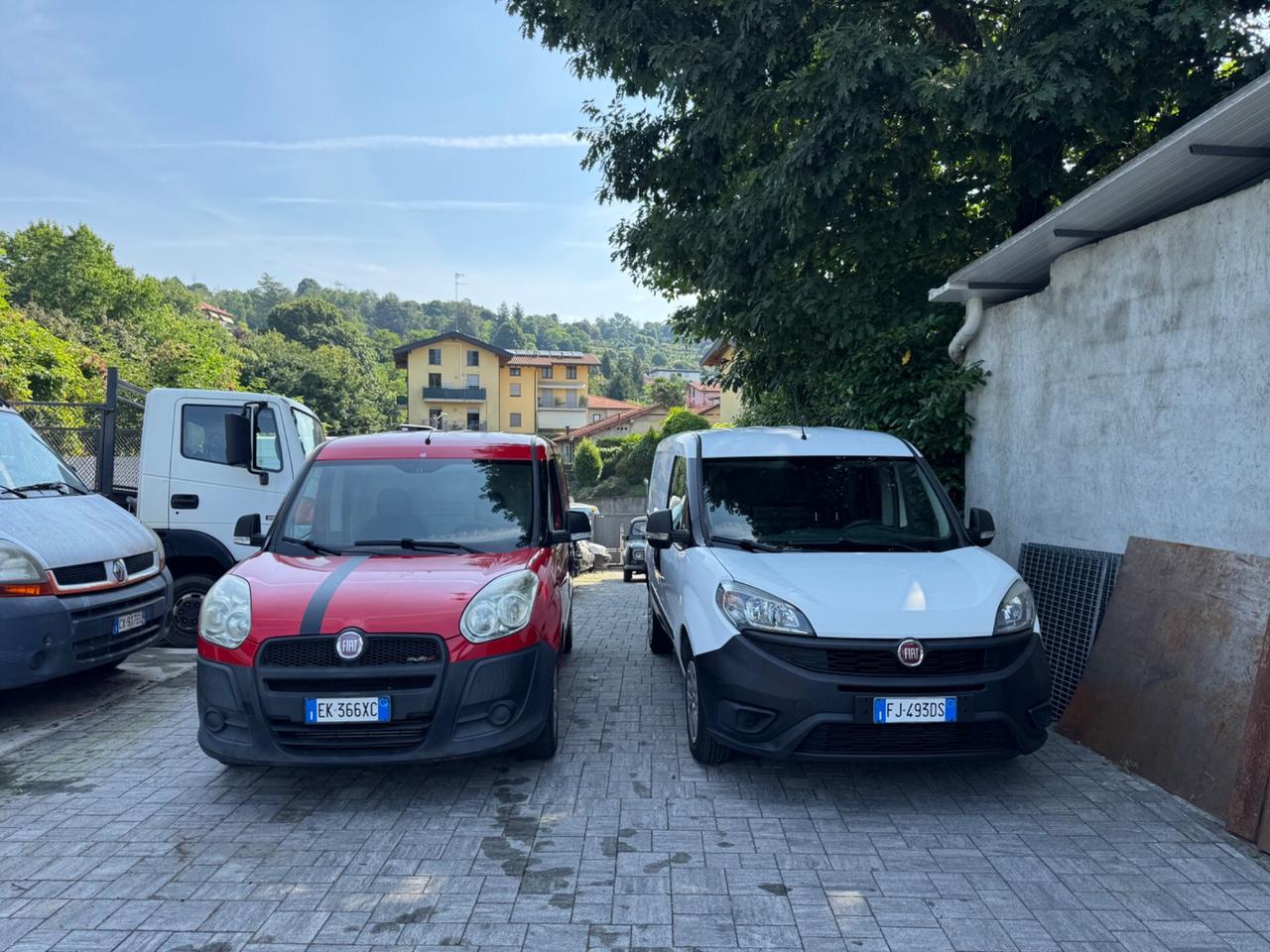 DUE FIAT DOBLO PER COMMERCIANTI