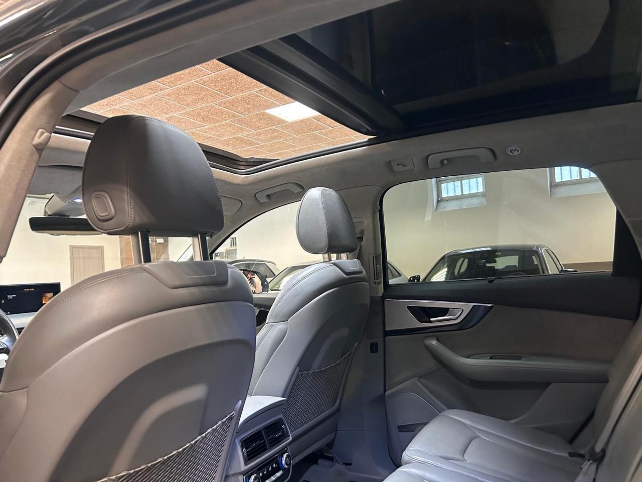 Audi SQ7 435cv tetto apribile