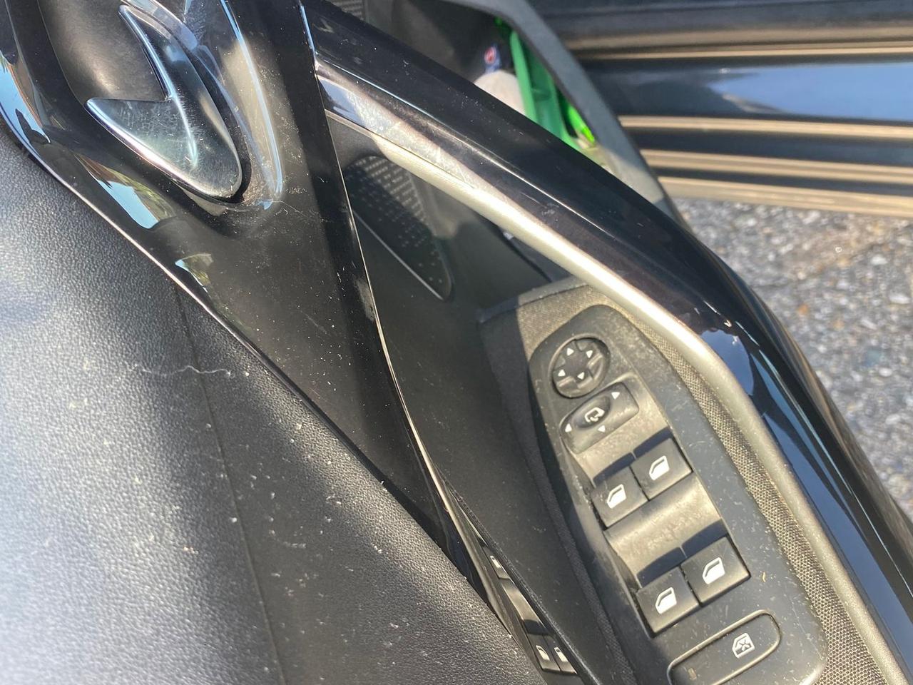 Peugeot 208 Active 1.4 HDI FAP 68 #6385