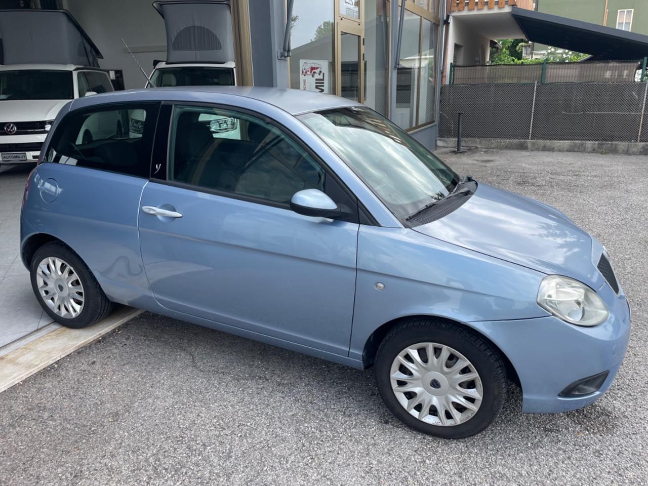 Lancia Ypsilon 1.2 Argento