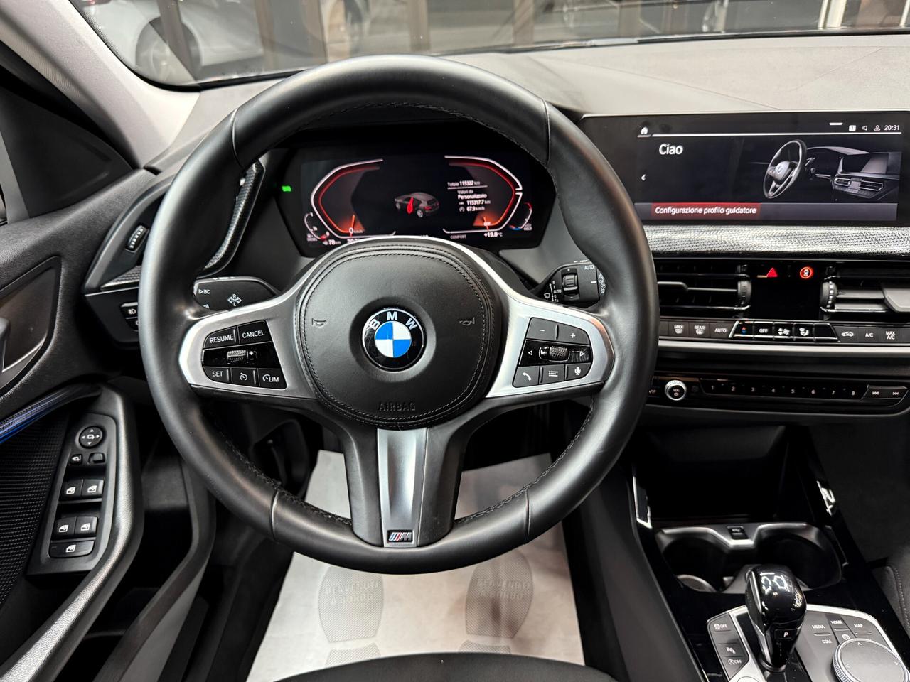 Bmw 118 118d 5p. Business Advantage