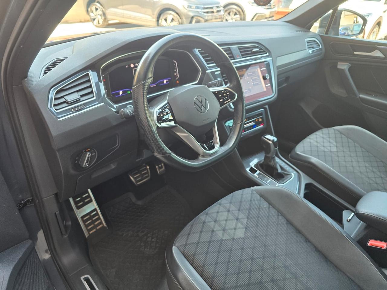 Volkswagen Tiguan 2.0 TDI 150 CV SCR DSG R-Line
