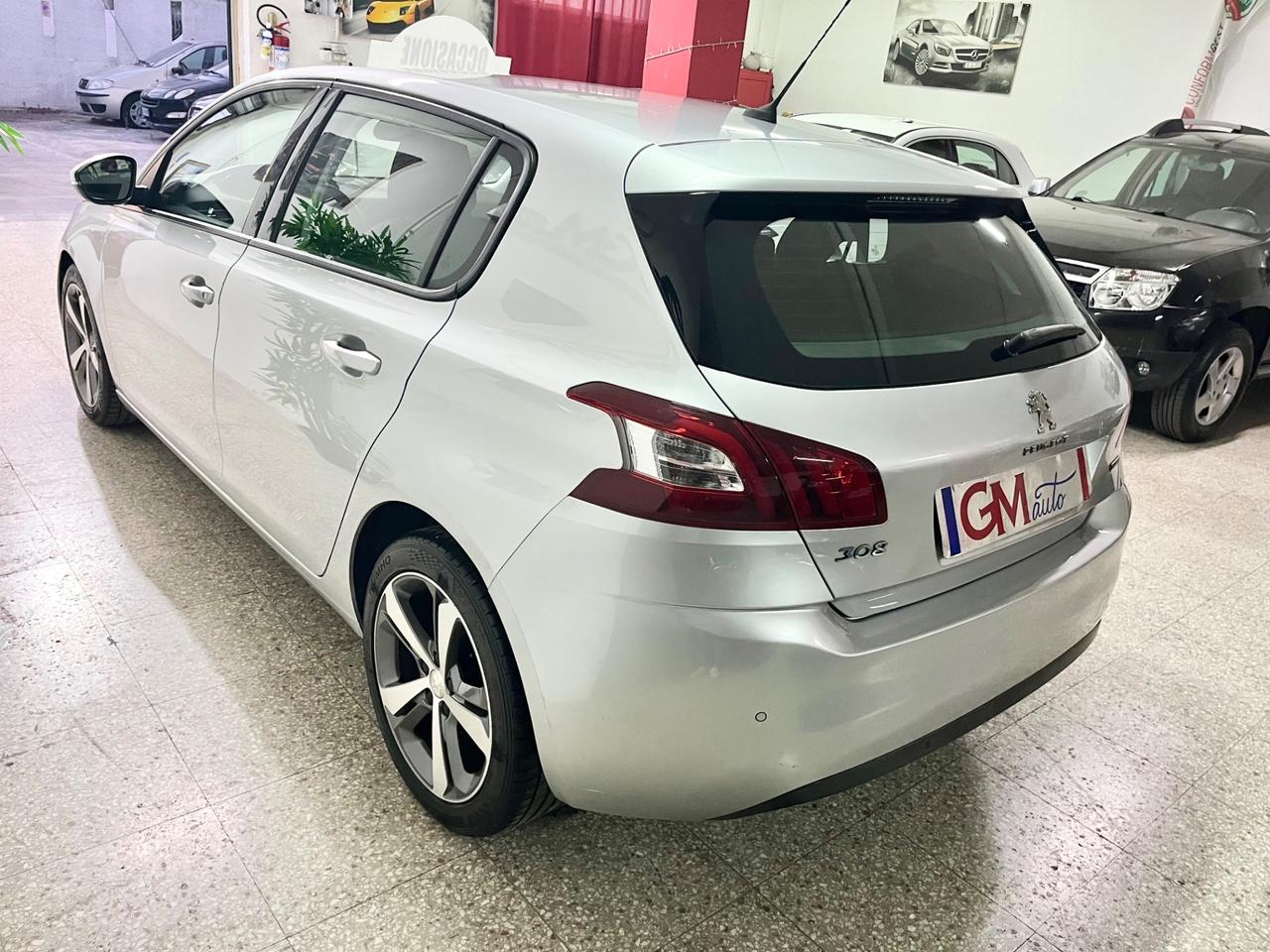 Peugeot 308 BlueHDi 100 S&S Business