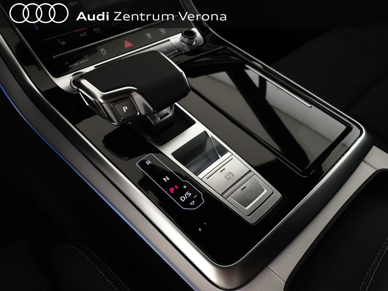 TFSIe 394CV quattro tiptronic S line Edition