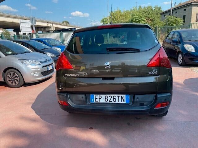 Peugeot 3008 1.6 e-HDi 115CV cambio robotizzato S.&S. Business