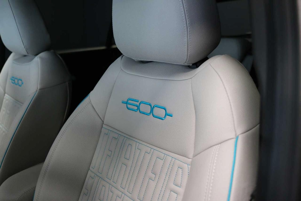 Fiat 600 1.2 110CV Hybrid MHEV DCT La Prima