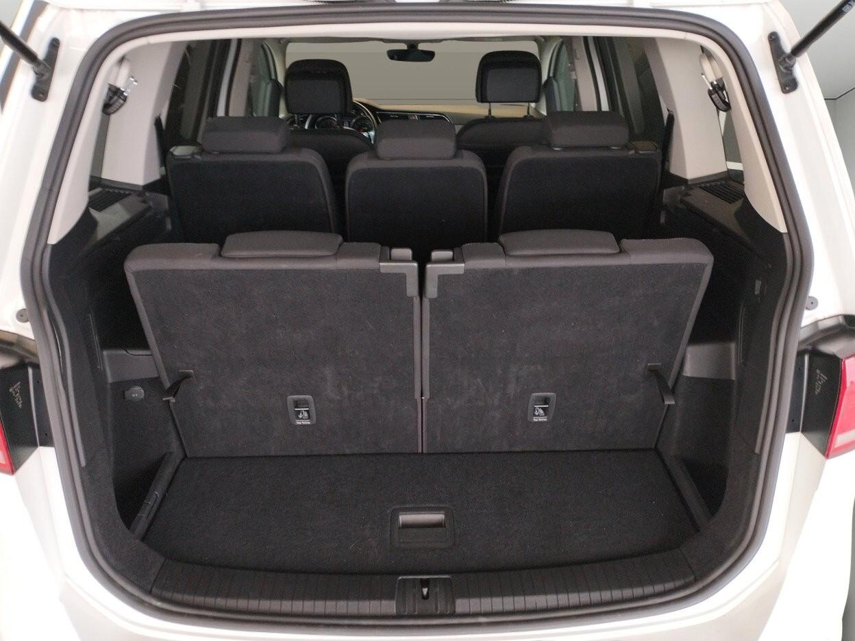 Volkswagen Touran 2.0 tdi Executive dsg - 7 POSTI