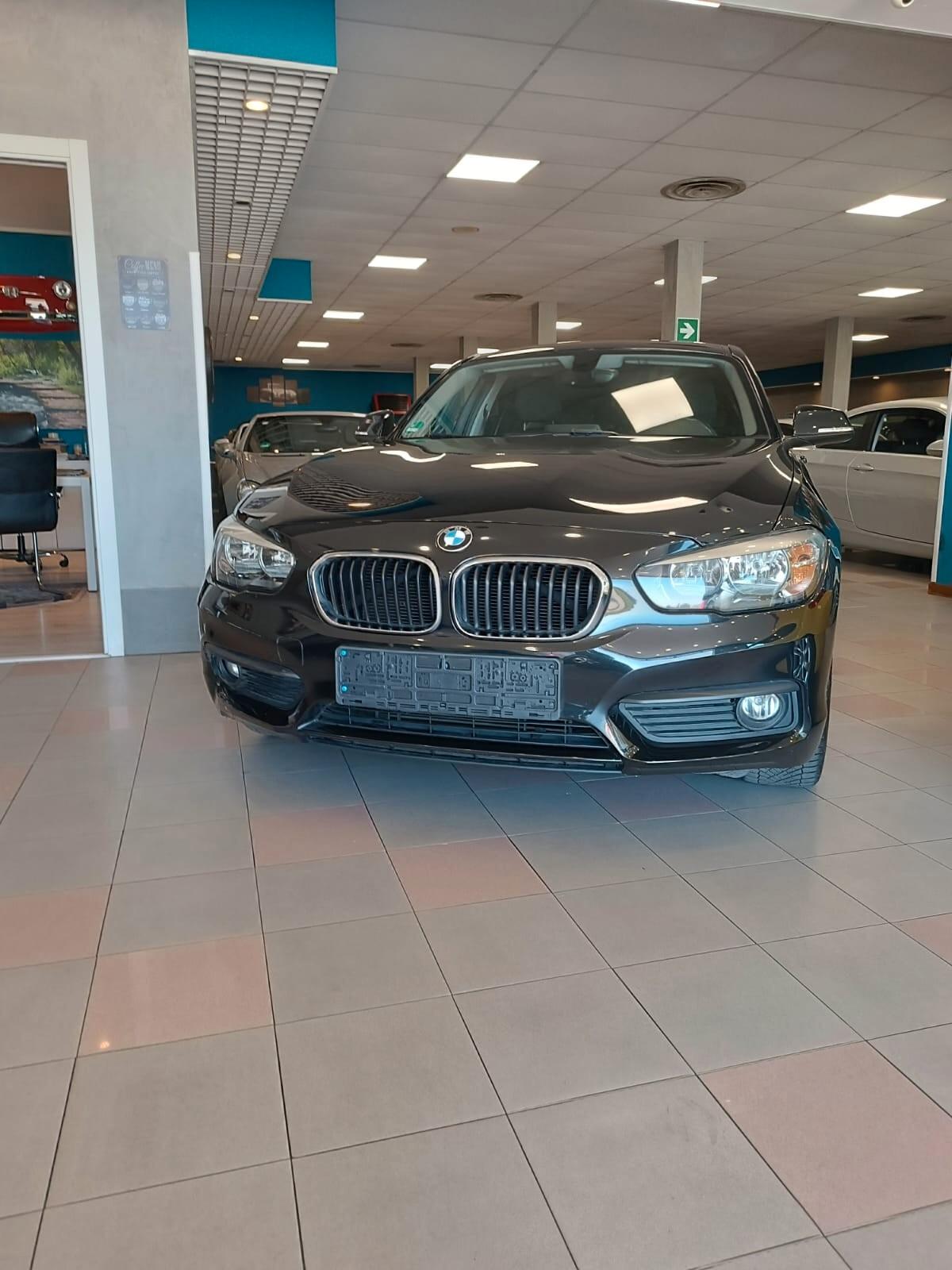 Bmw 116 116i 5p.