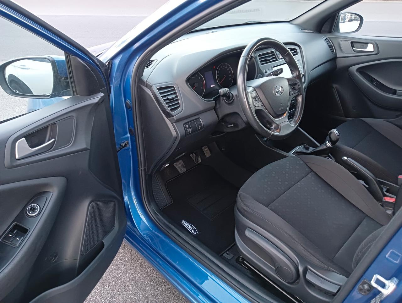 Hyundai i20 1.2B 75 CV 5 porte
