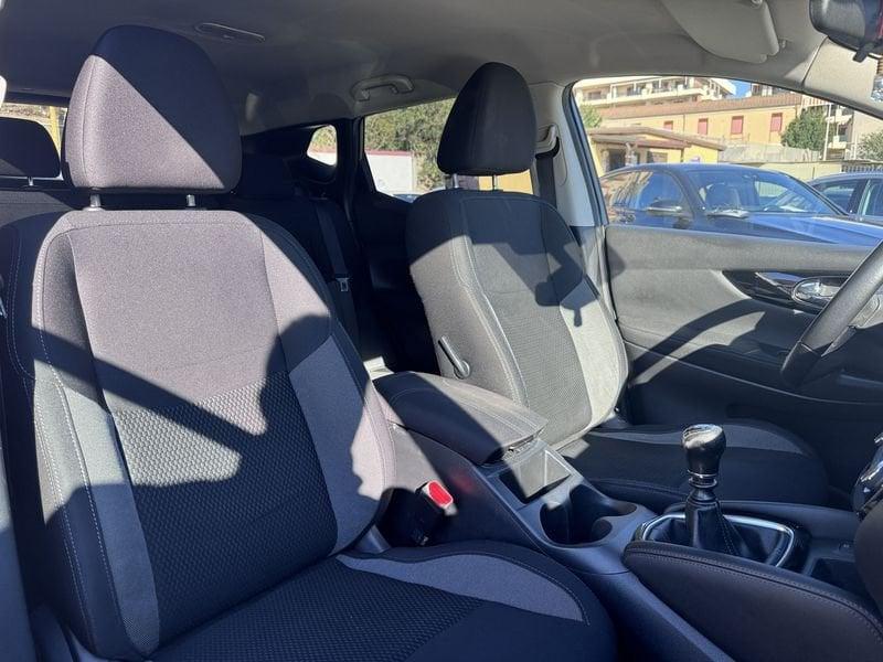 Nissan Qashqai Qashqai 1.5 dCi Visia