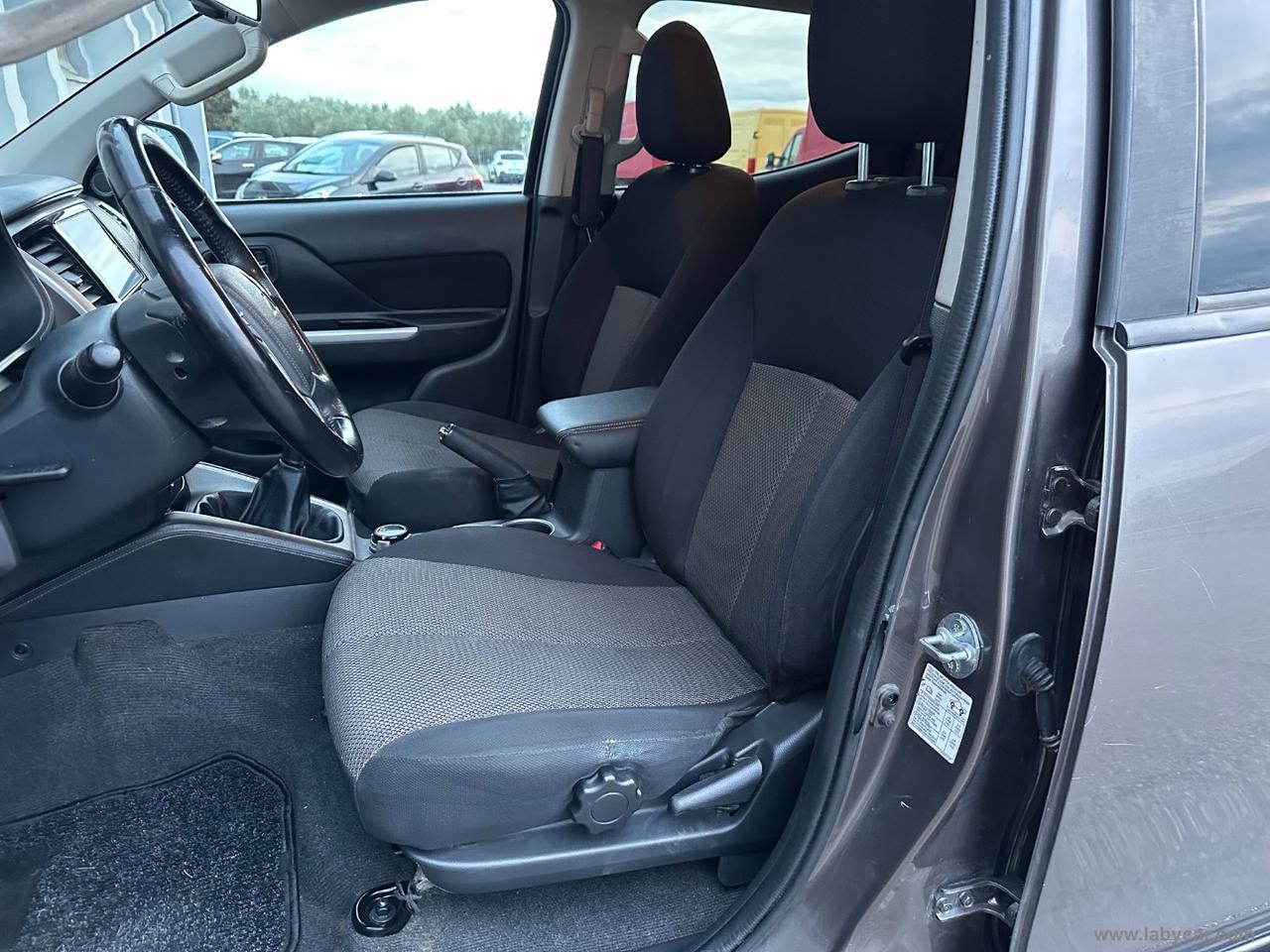 MITSUBISHI L200 2.3 D DoubleCab 4x4 Sup.Sel.INTENSE