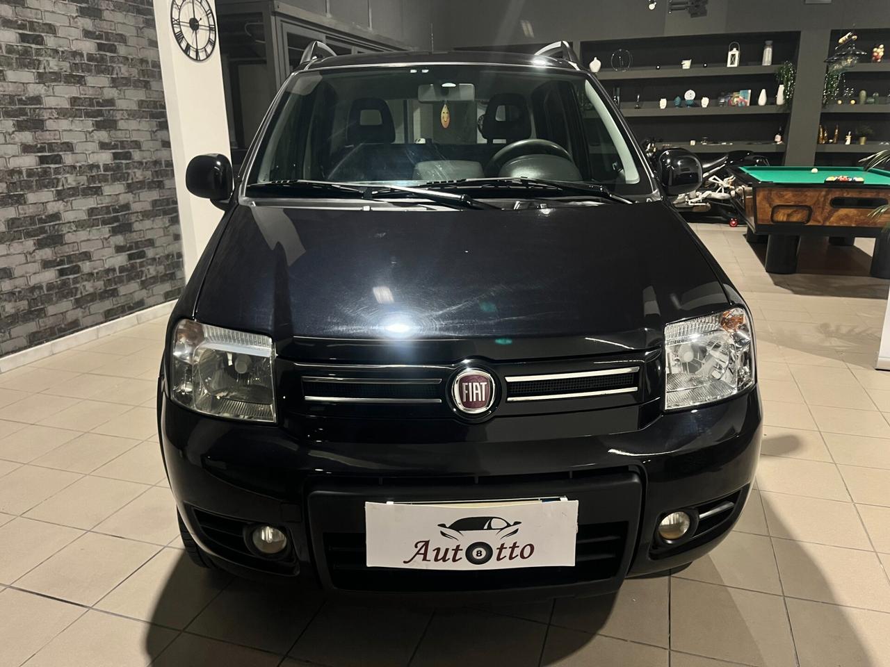 Fiat Panda 1.3 MJT 16V DPF 4x4 Climbing