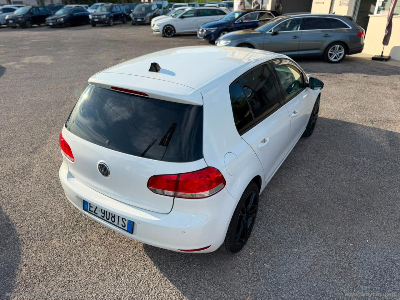 VOLKSWAGEN Golf 1.6 5 PORTE HIGLINE BiFuel