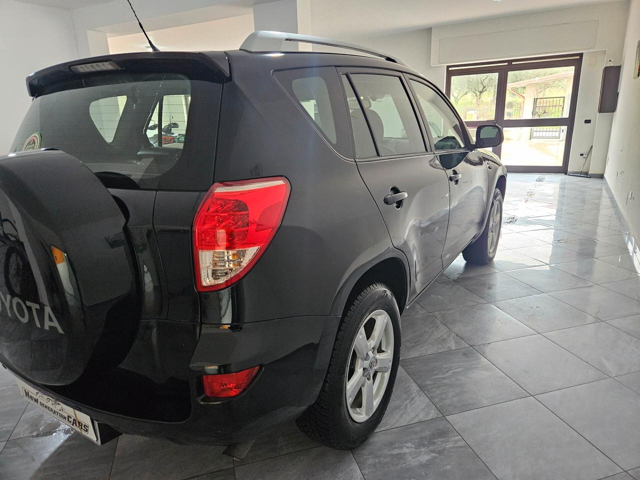 Toyota RAV 4 RAV4 2.2 D-4D 136 CV Luxury