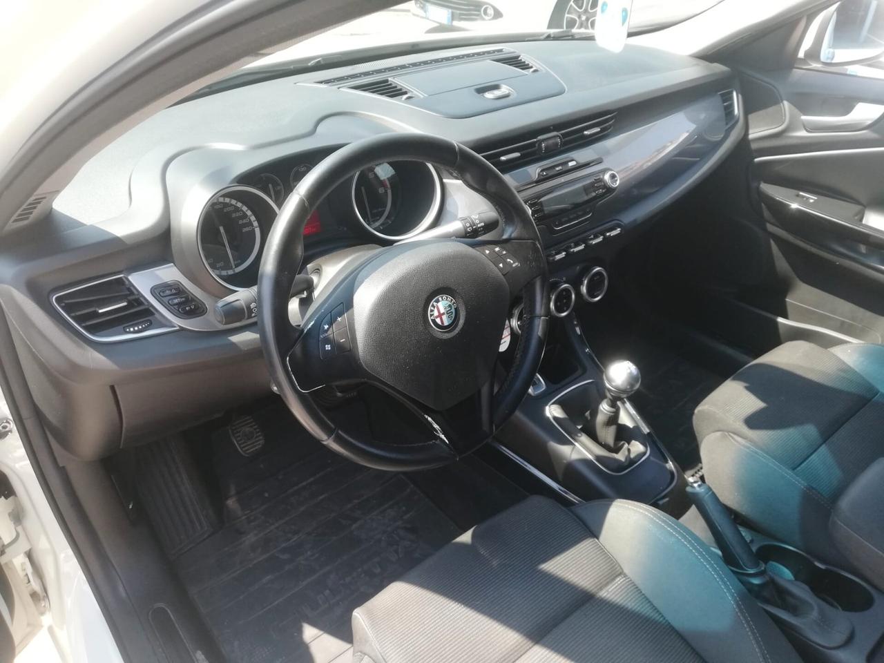 Alfa Romeo Giulietta 2.0 JTDm-2 170 CV Distinctive