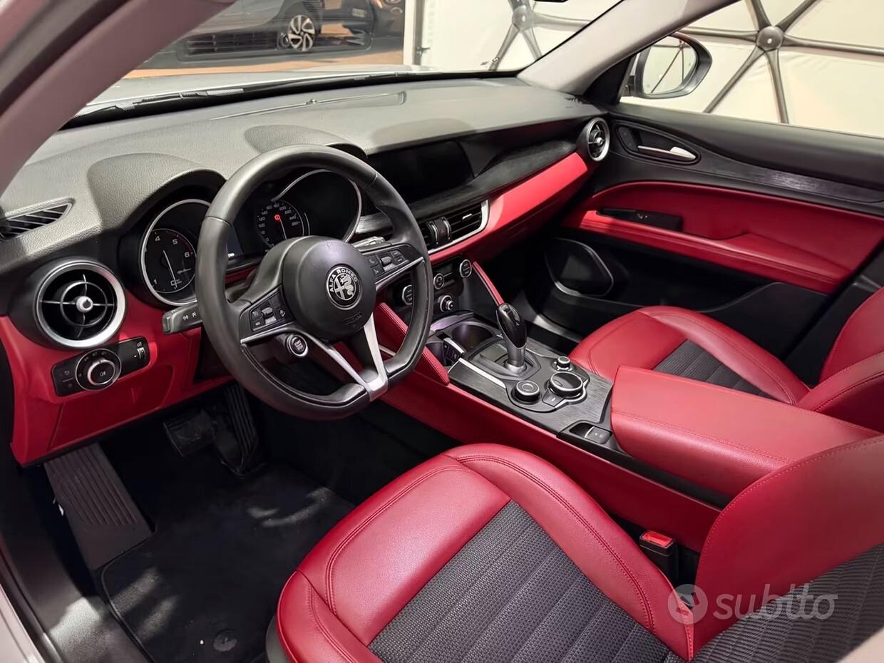Alfa Romeo Stelvio 2.2 Turbodiesel 210 CV AT8 Q4 Business