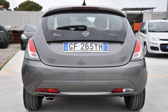 LANCIA Ypsilon 1.0 FireFly 5 porte S&S Hybrid Ecochic Gold