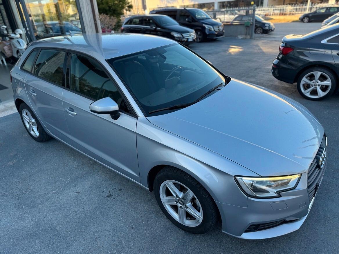 Audi A3 SPB 30 TDI Business