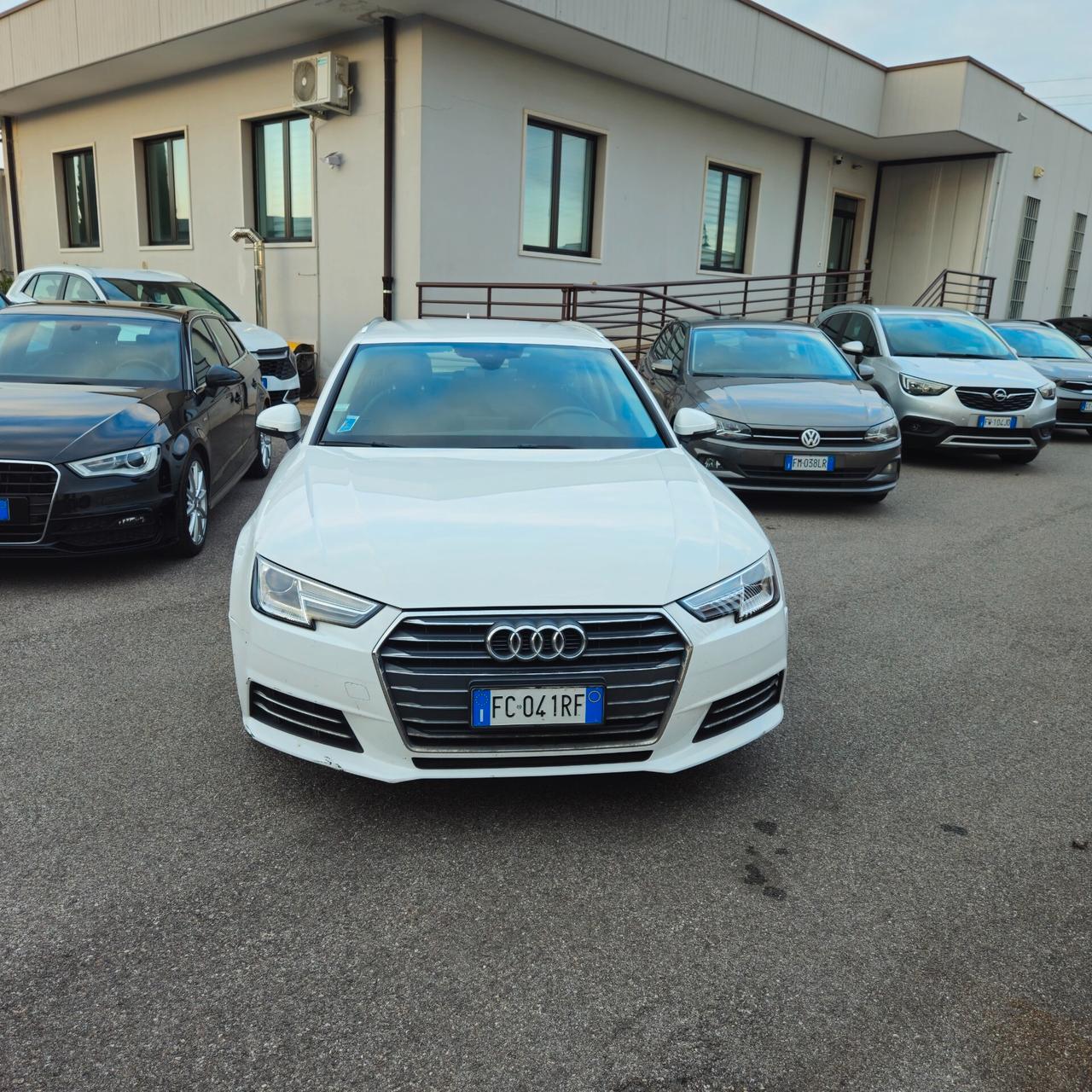 Audi A4 2.0 TDI 150 CV ultra S tronic Business Sport
