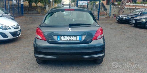 Peugeot 207 1.4 HDi 70CV 5 porte NEO PATENTATI CLIMA MULTIFUNZIONE COMANDI VOLANTE
