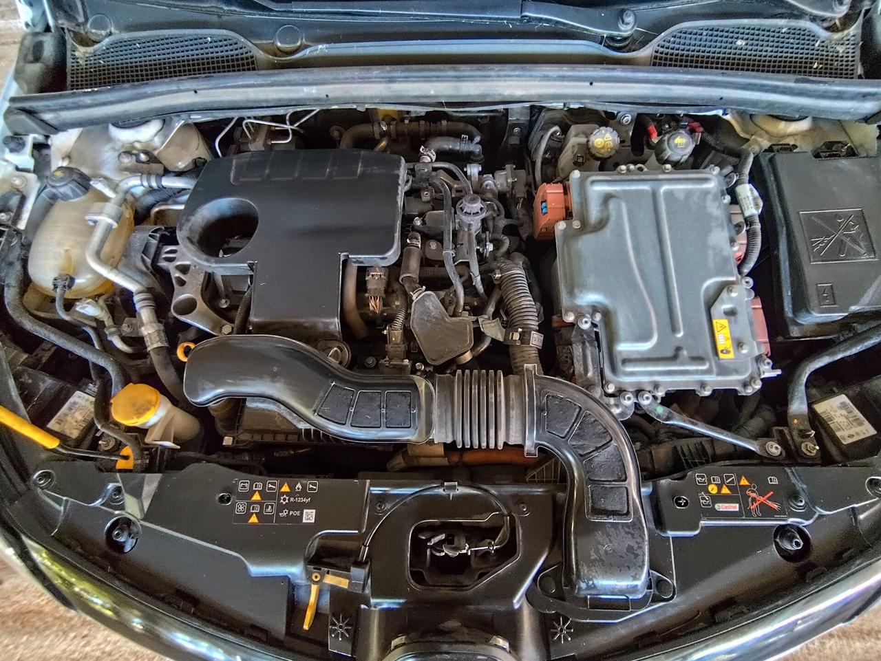 Renault Clio Full Hybrid E-Tech 140 CV 5 porte Initiale Paris