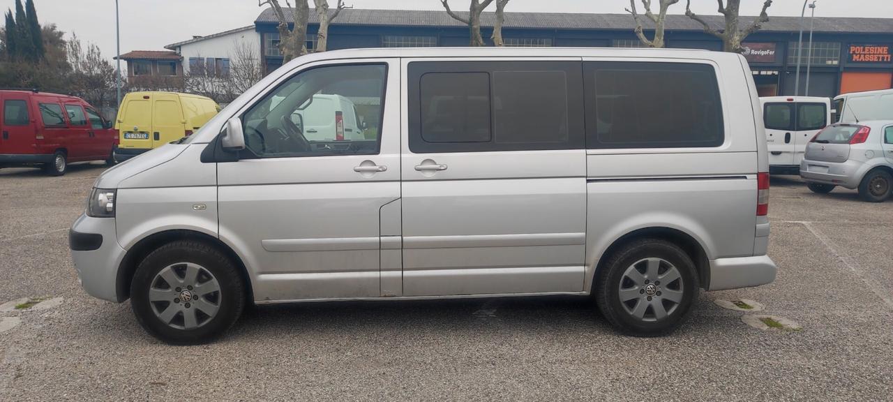 Volkswagen Multivan 2.5 TDI/174CV Comfortline