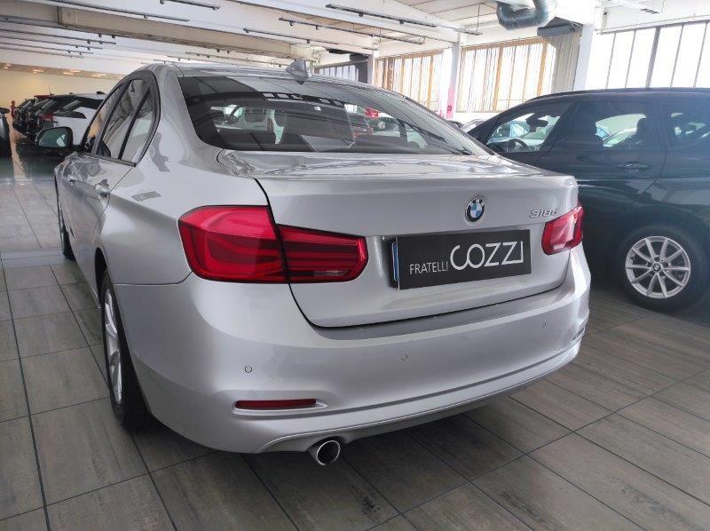BMW Serie 3 (F30/F31) - 318d Business Advantage aut.