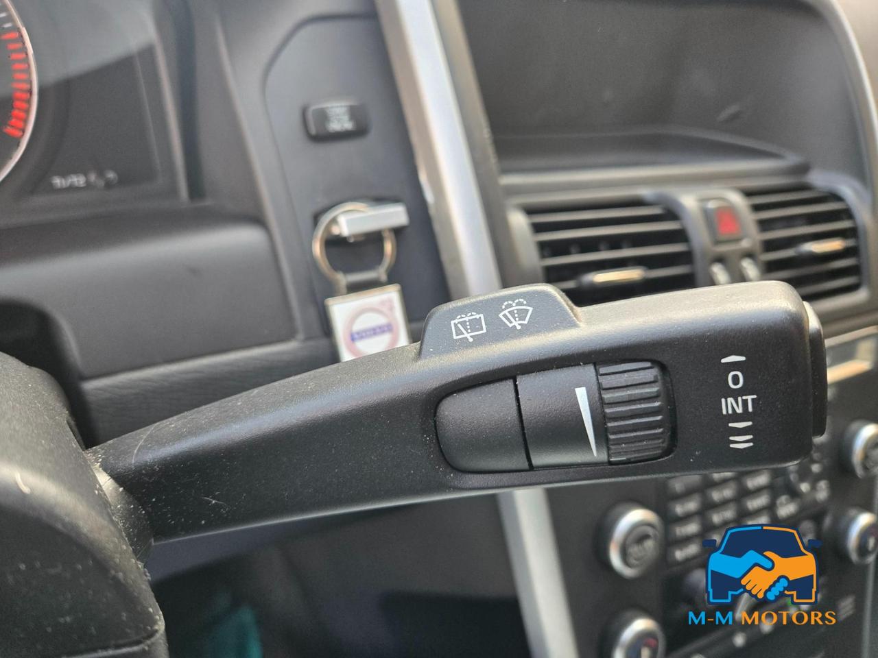 Volvo XC60 2.0 d4 (d3) R-design geartronic