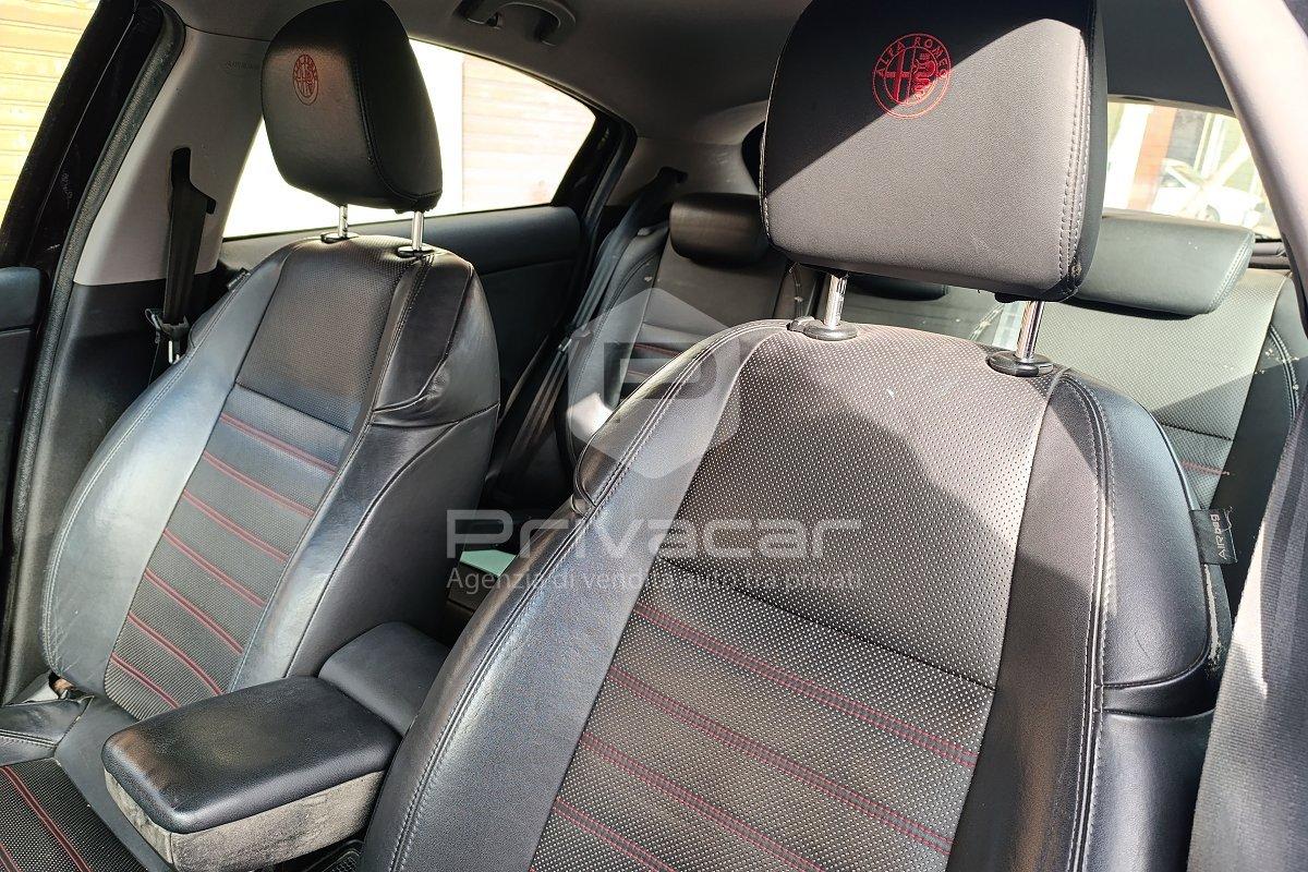 ALFA ROMEO Giulietta 1.6 JTDm-2 105 CV Distinctive