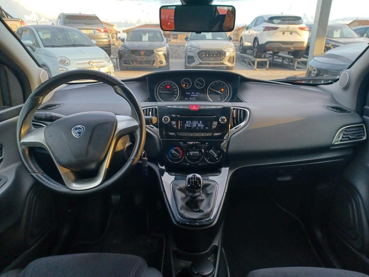 Lancia Ypsilon 1.2 69 CV 5 porte S&S Platinum