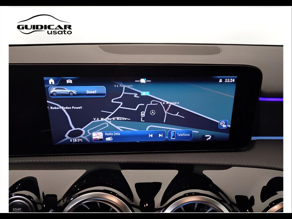 Mercedes-Benz Classe A - W177 2018 - A 180 d AMG LINE Premium