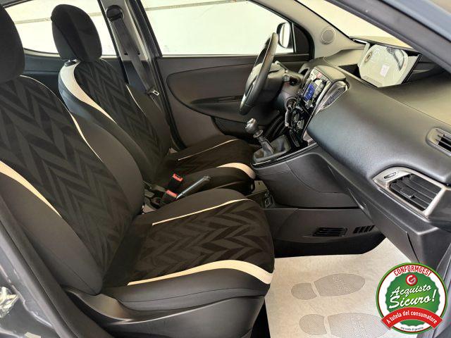 LANCIA Ypsilon 1.2 69 CV 5 porte Platinum PREZZO REALE!!!