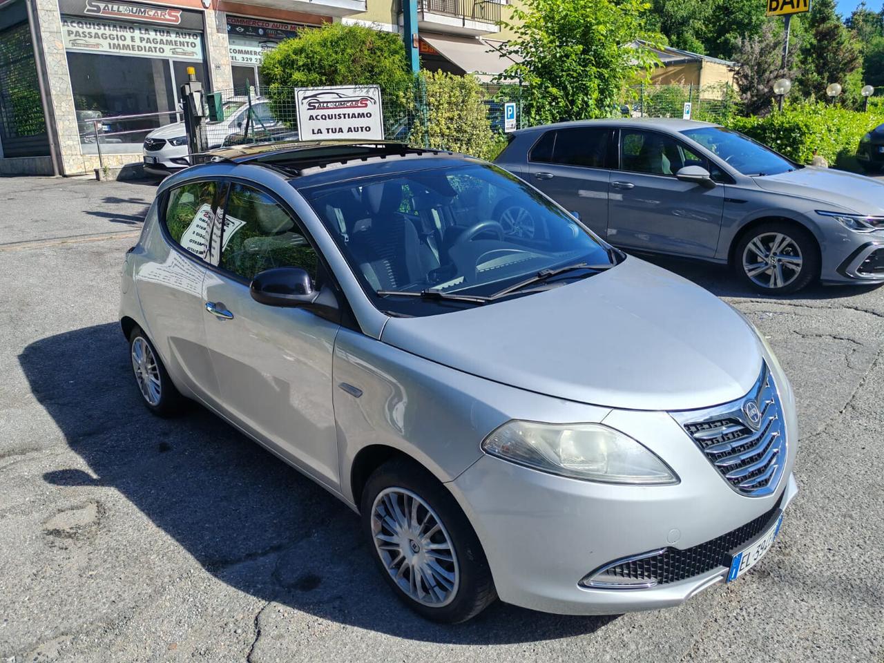 Lancia Ypsilon 0.9 TwinAir 85 CV 5 porte S&S DFN Platinum