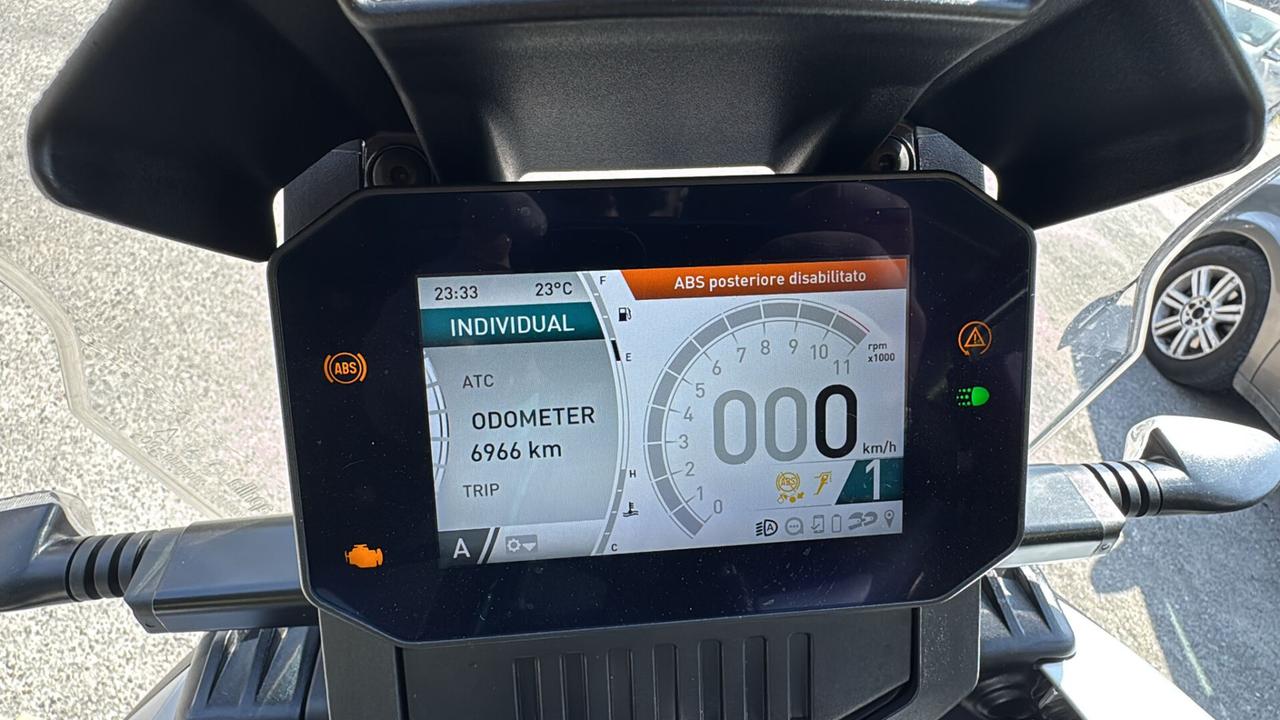 Aprilia Tuareg 660 del 2023 USATO