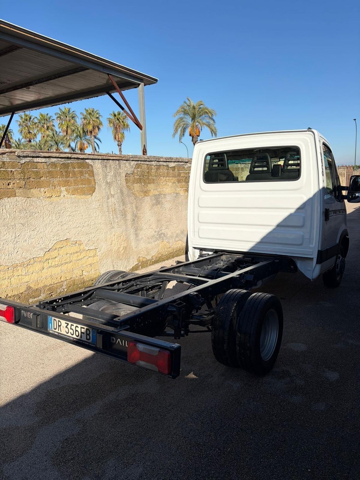 Iveco daily 35c17 a telaio/gem-3.0 km 170000-2012