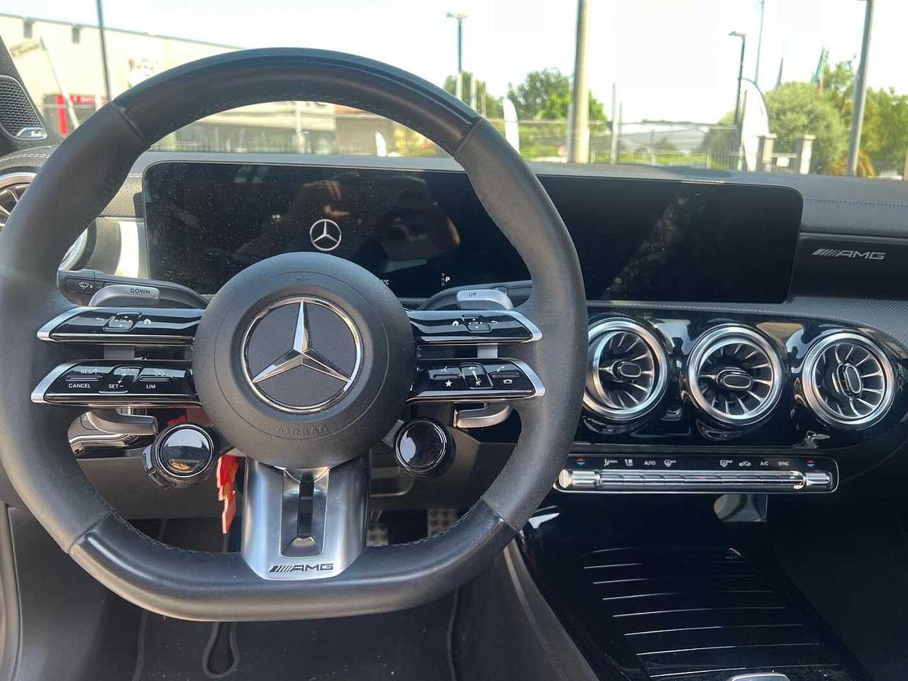 Mercedes-Benz A 45 AMG A 45S AMG 4Matic+ AMG Line Premium