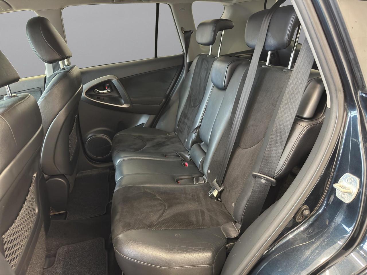 Toyota Rav4 Crossover 2.2 d-cat Style 150cv auto