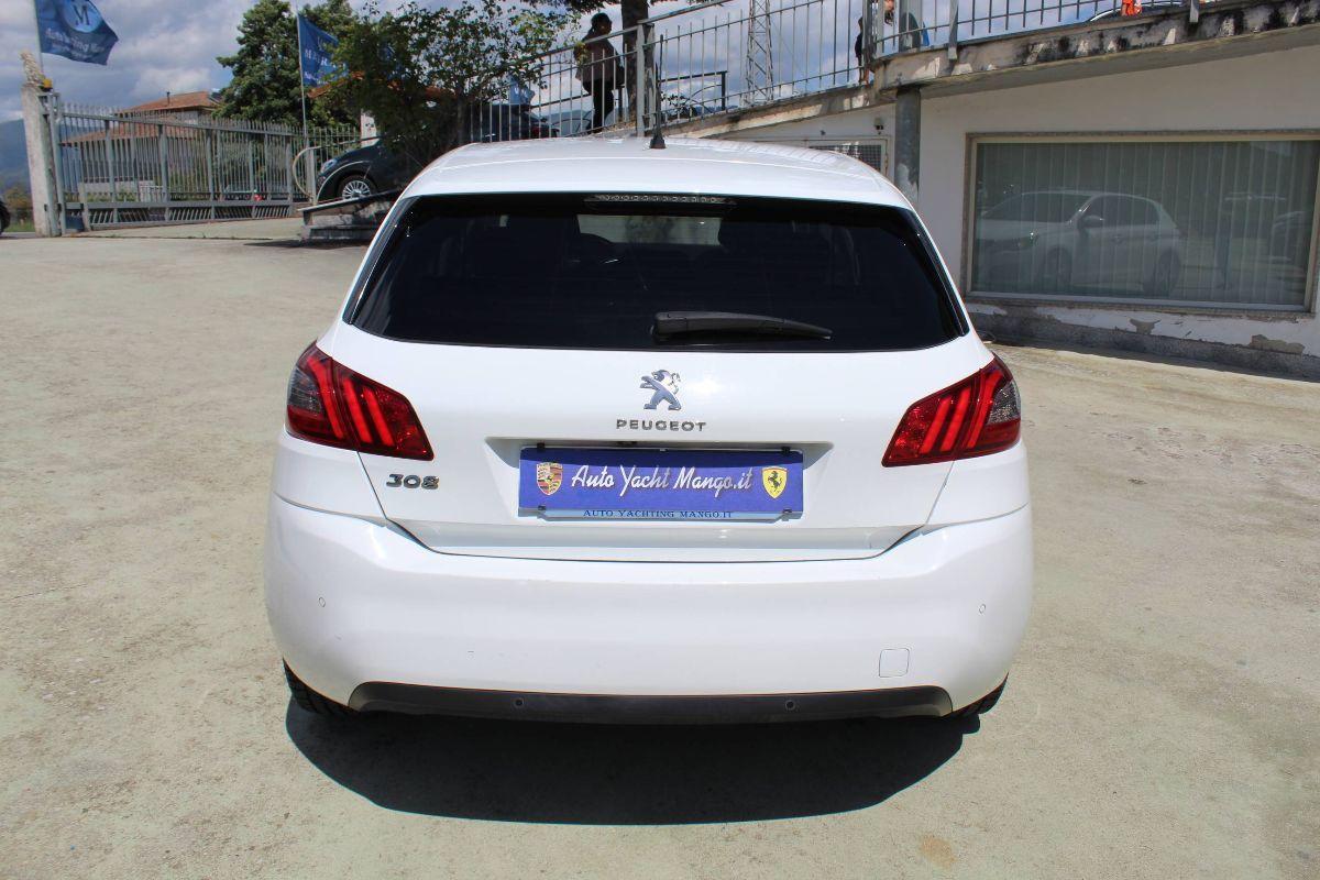 PEUGEOT - 308 - BlueHDi 130 S&S Allure