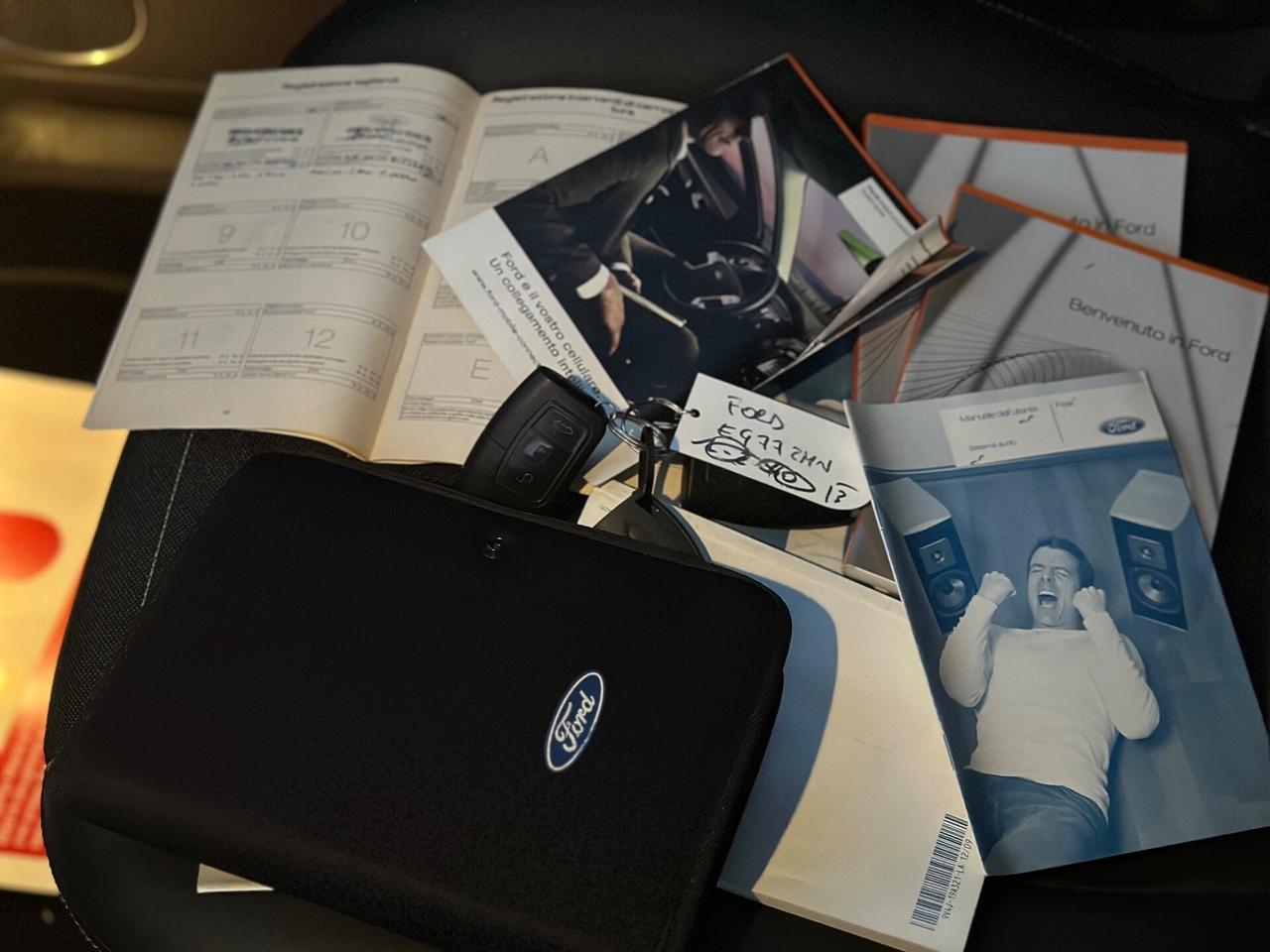 Ford Kuga 2011 2.0 TDCi 163 CV 4WD Titanium