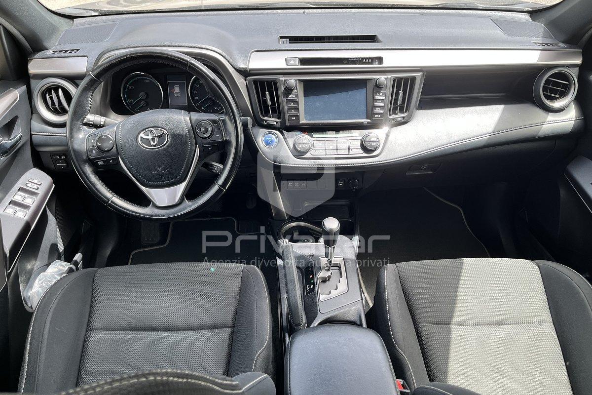 TOYOTA RAV4 2.5 Hybrid 2WD Dynamic+