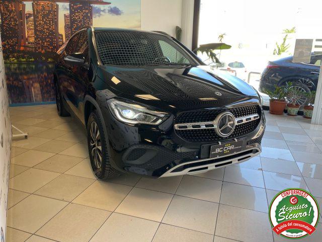 MERCEDES-BENZ GLA 200 d Automatic Business Extra
