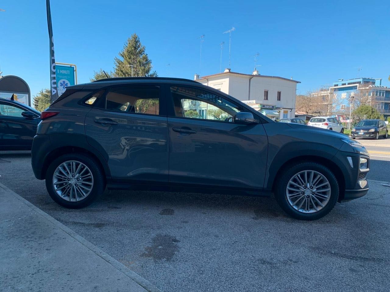 Hyundai Kona 1.0 T-GDI catena Neopatentati