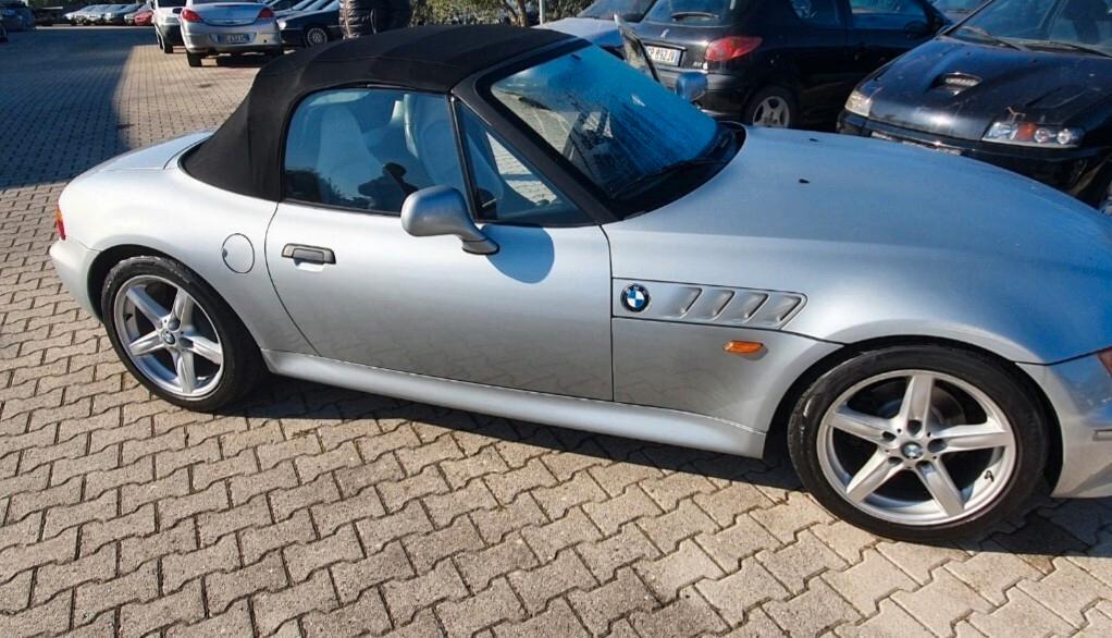 BMW Z3 1.9 PARI AL NUOVO