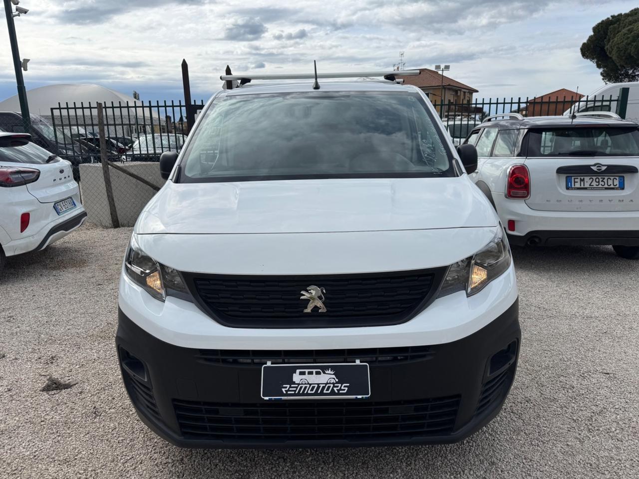 peugeot partner