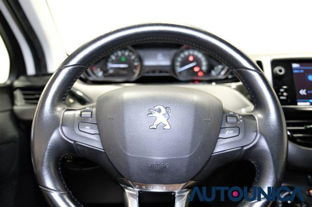 PEUGEOT 208 PURETECH 82CV 5 PORTE ACTIVE NEOPATENTATI