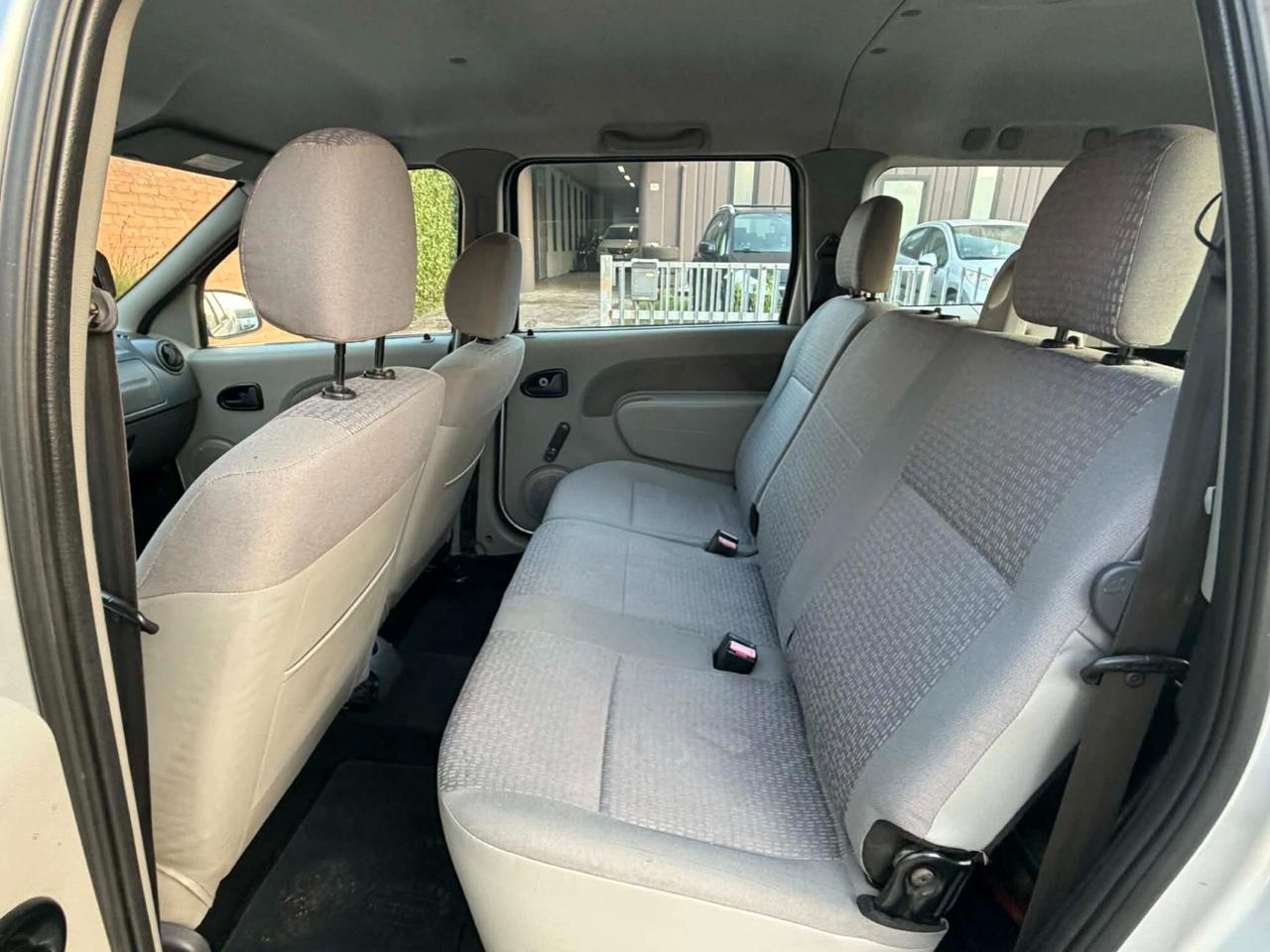 Dacia Logan 1.6iGPL-U.Prop-Tag.Reg-5POSTI-2010