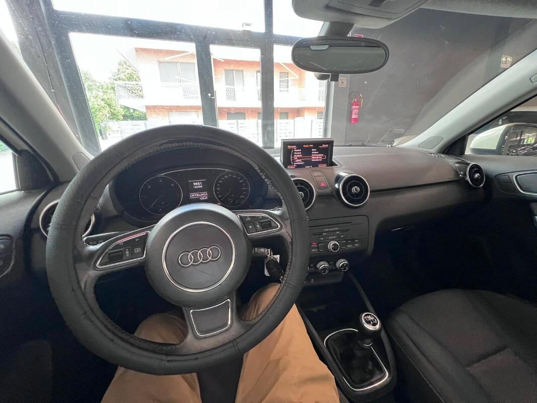 Audi A1 1.6 tdi Ambition 105cv